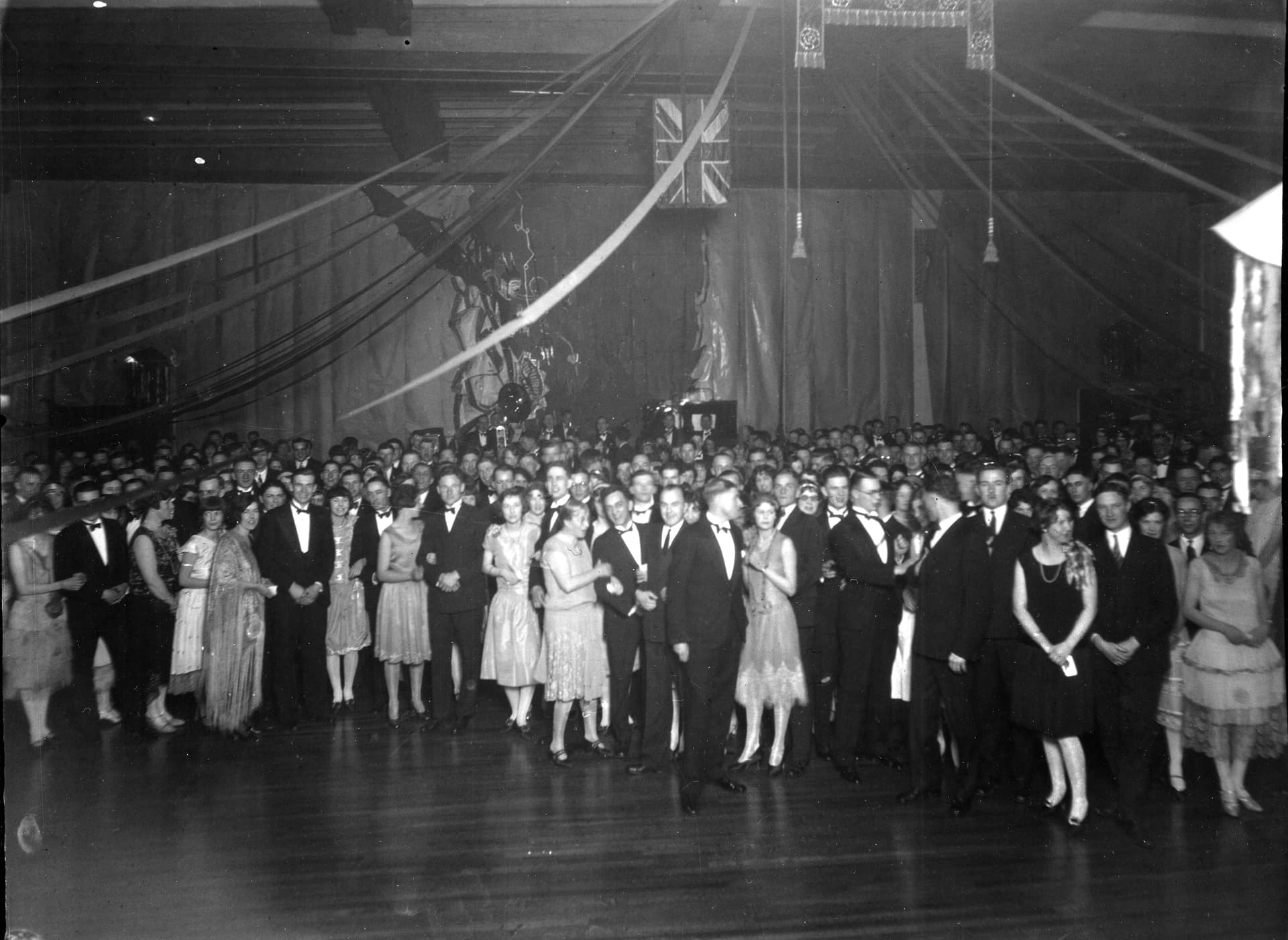 Junior_Prom_1928.jpg